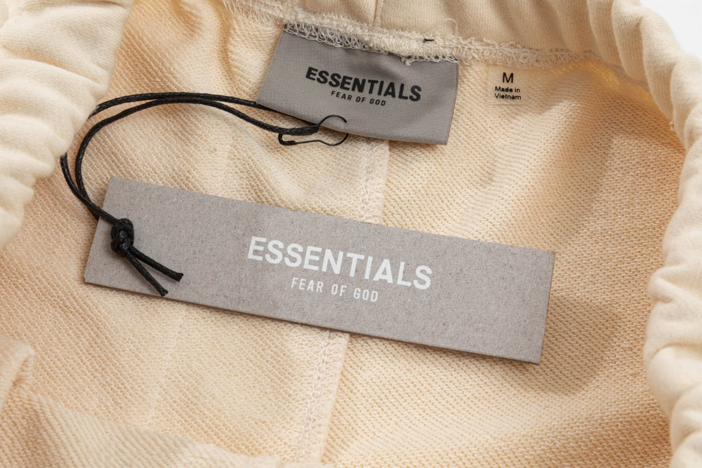 Es3entials