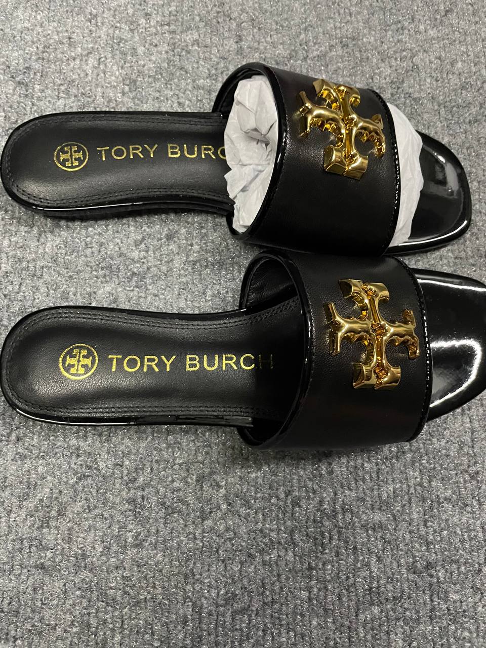 Toy Burch o