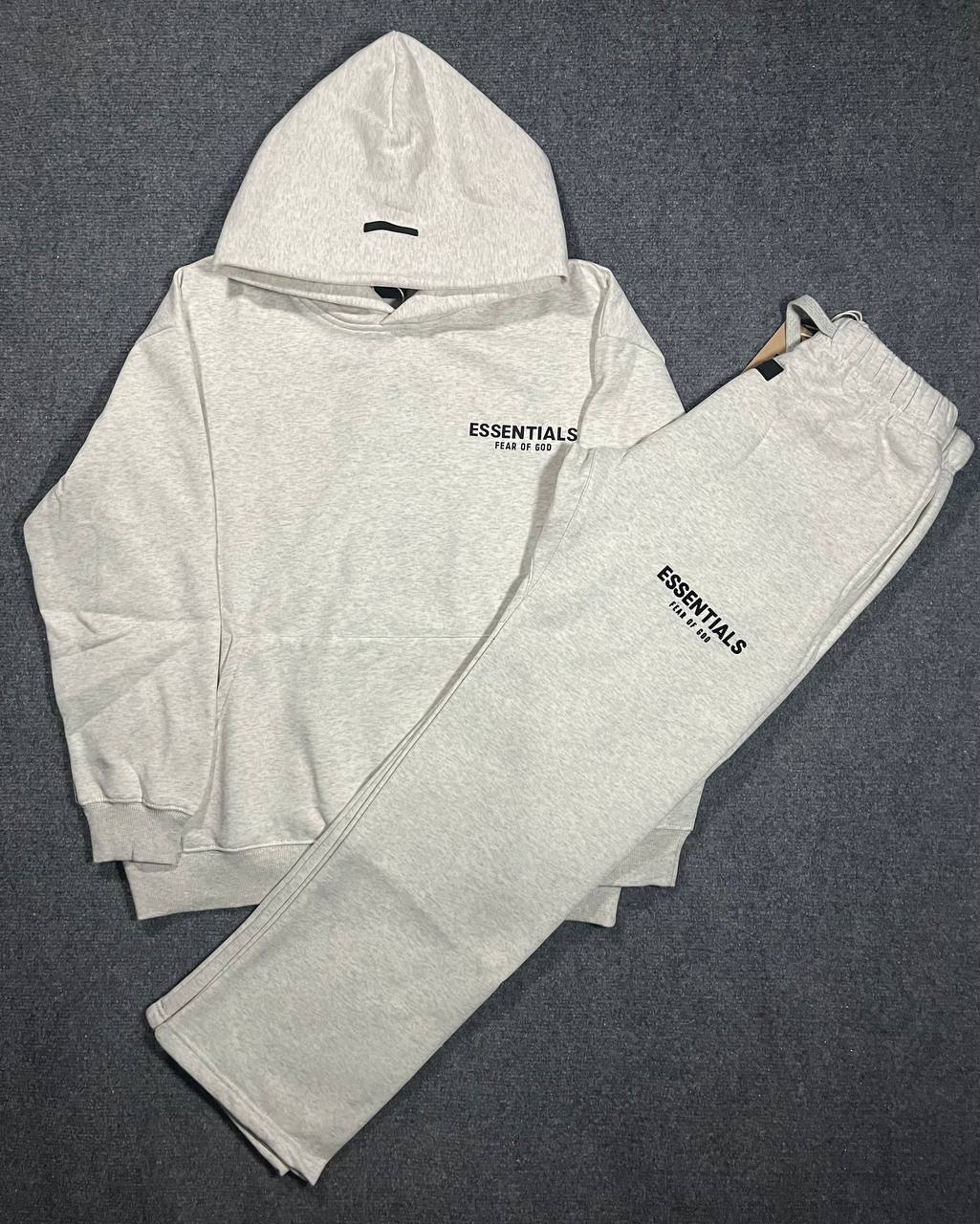 Es3entials set